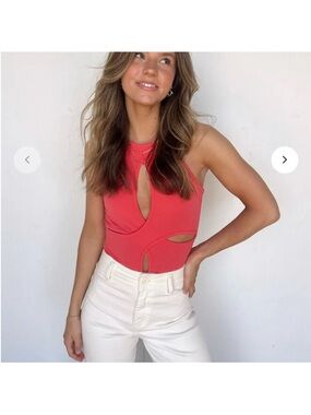 vestique Coral Keyhole Cutout Bodysuit